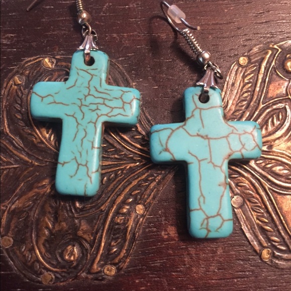Turquoise cross earrings - Picture 2 of 2